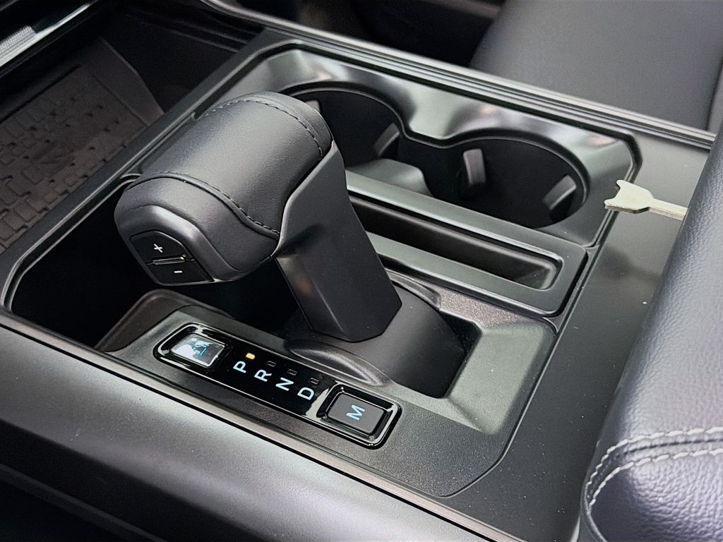 2025 Ford F-150 Lariat - Photo 19
