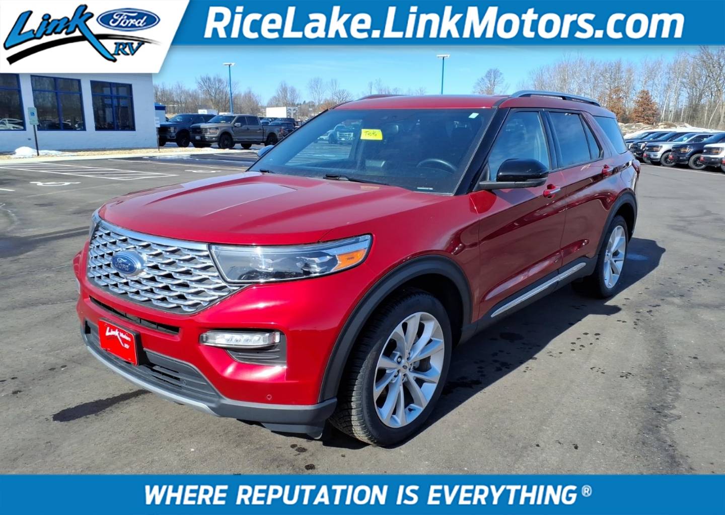 2022 Ford Explorer Platinum 4WD's photo