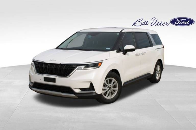 2023 Kia Carnival LX