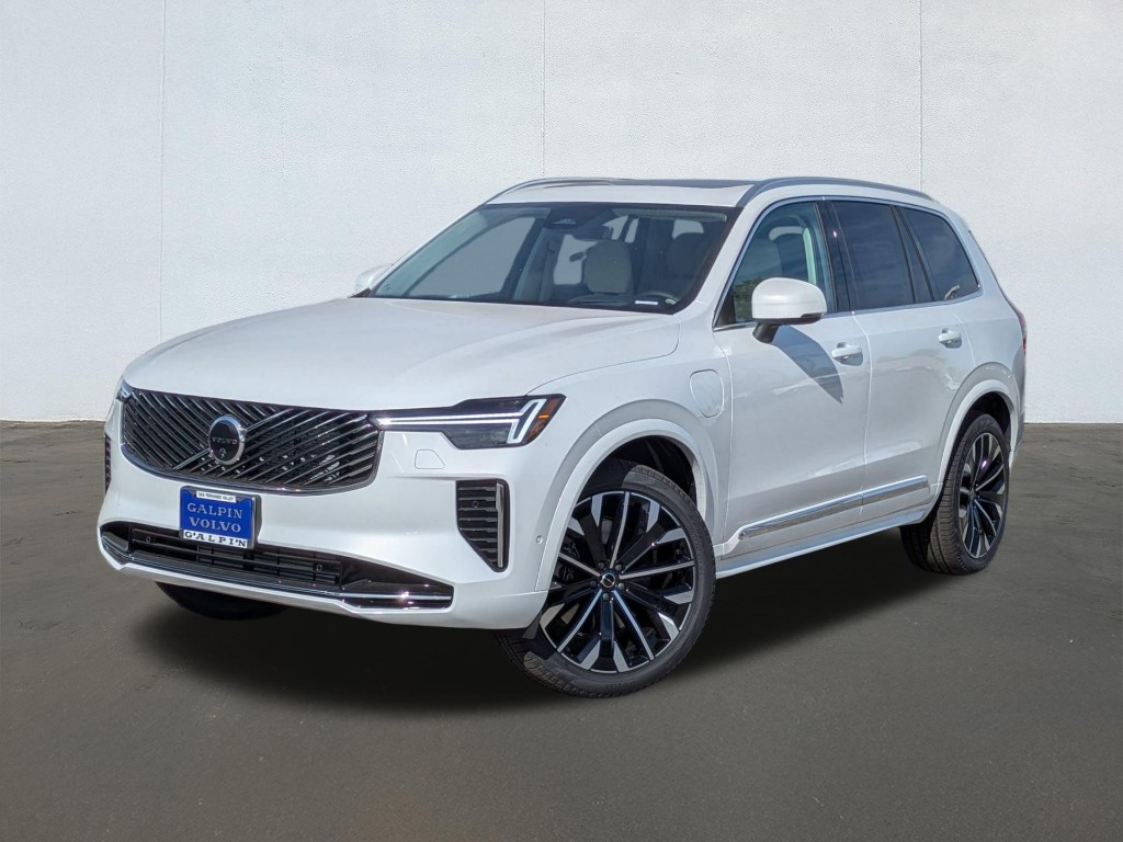 2026 Volvo XC90 Recharge Plug-In Hybrid T8 Ultra Bright
