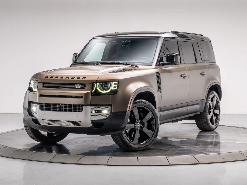 2023 Land Rover Defender 110 SE