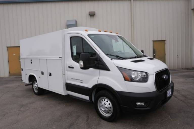 2024 Ford Transit Cutaway Base