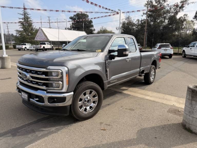 2023 Ford F-350SD LARIAT