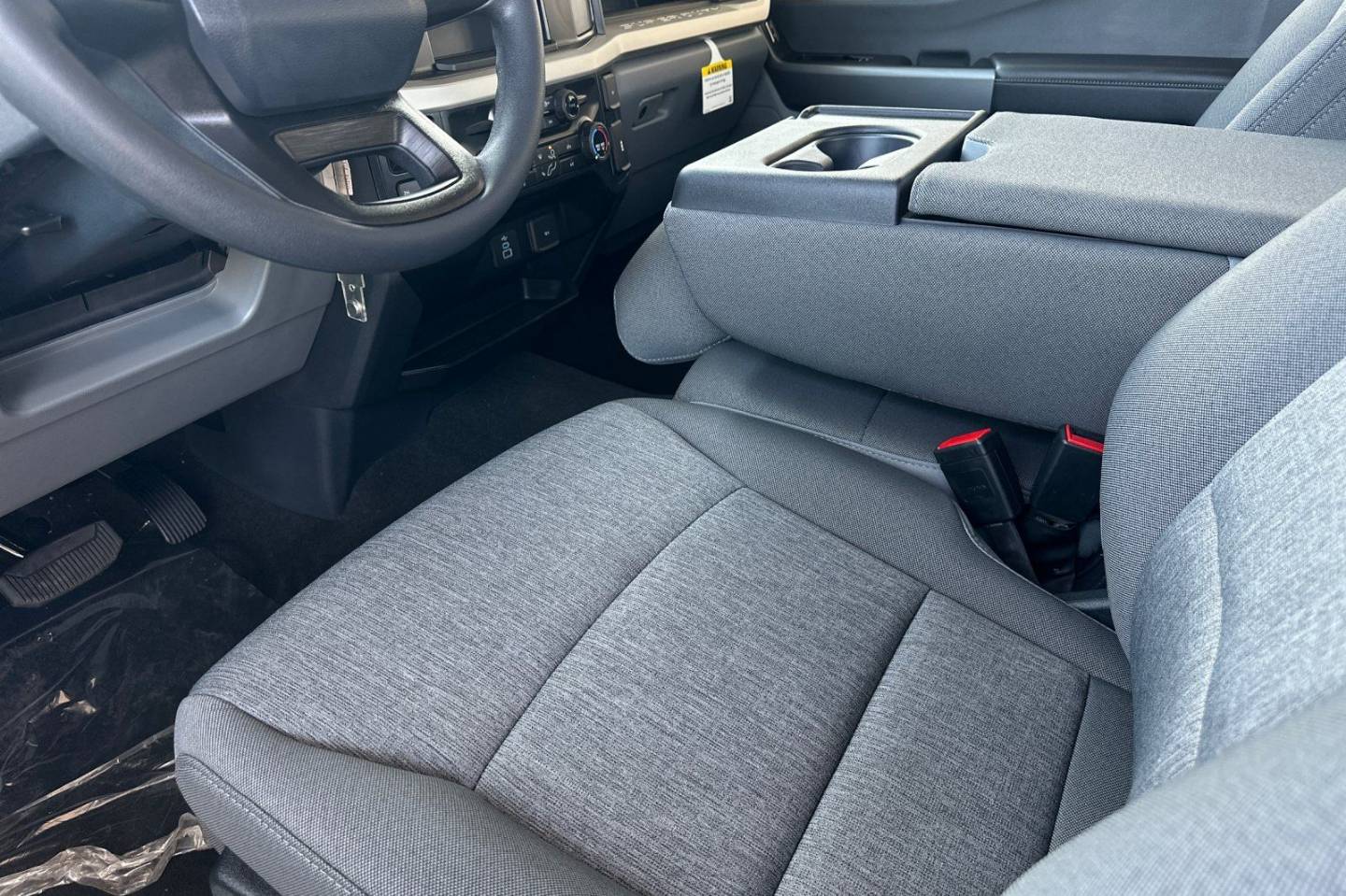 2025 Ford F-250 Super Duty XL - Photo 10