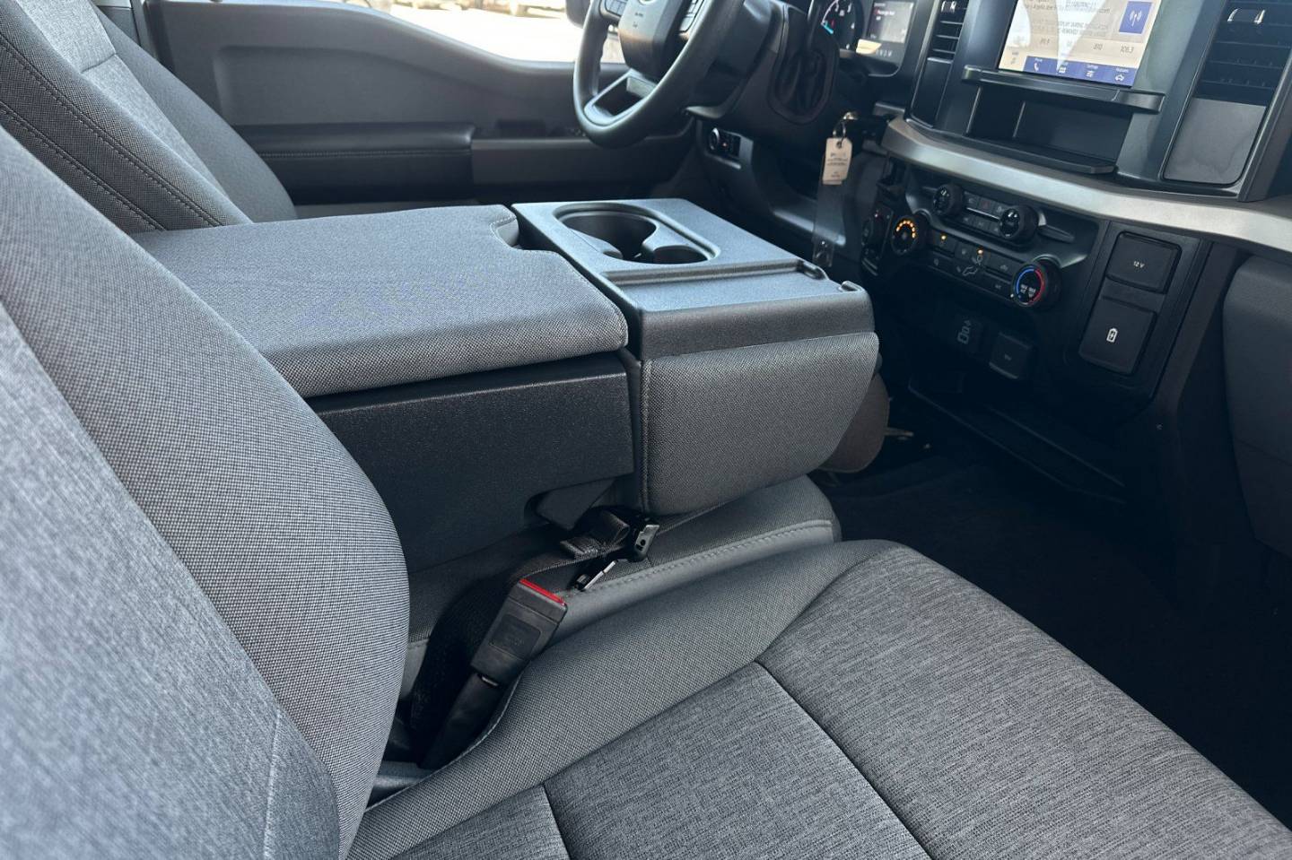 2025 Ford F-250 Super Duty XL - Photo 15