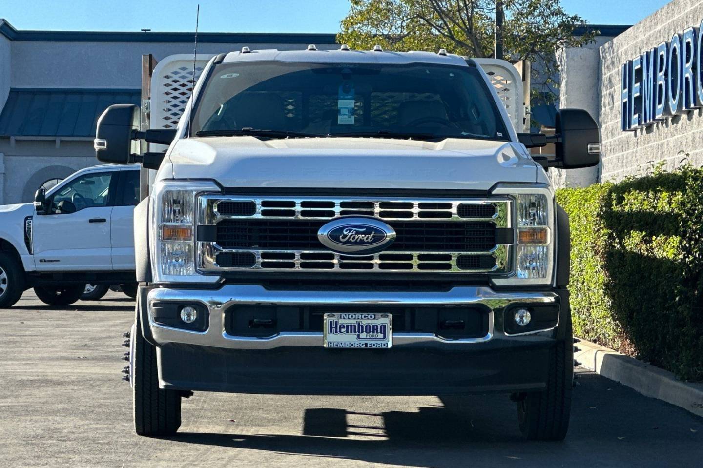 2025 Ford F-550 Super Duty Chassis Cab XL - Photo 9