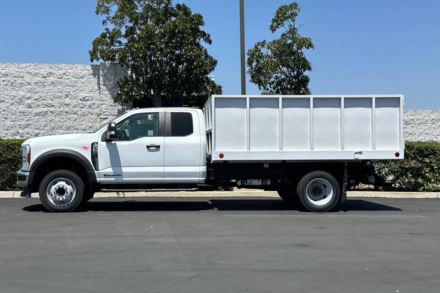 2024 Ford F-550 Super Duty Chassis Cab XL - Photo 6