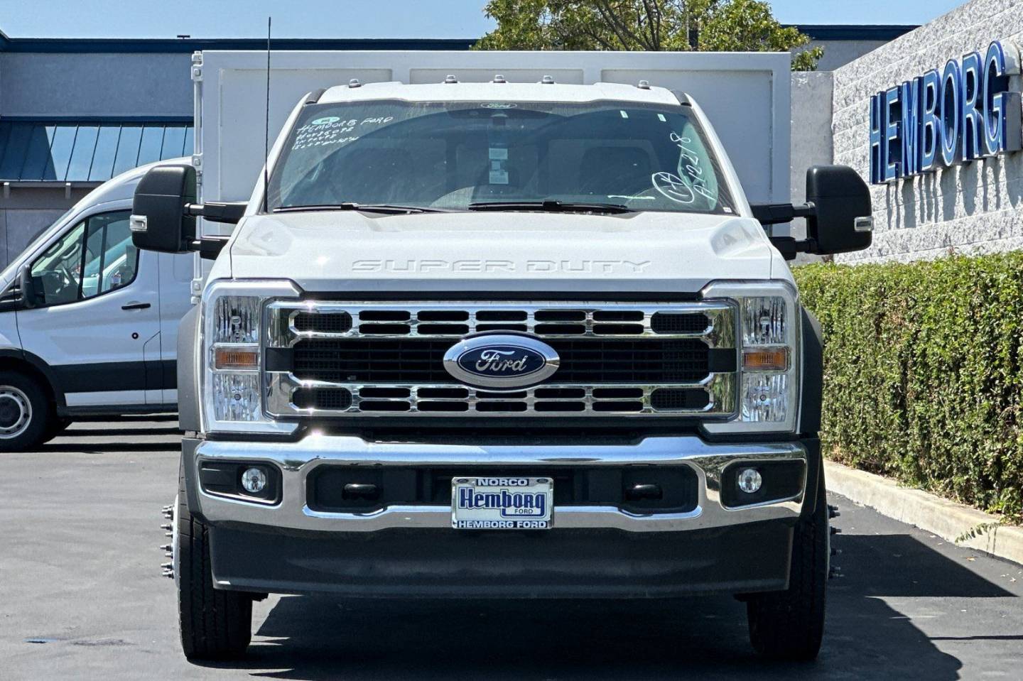 2024 Ford F-550 Super Duty Chassis Cab XL - Photo 8