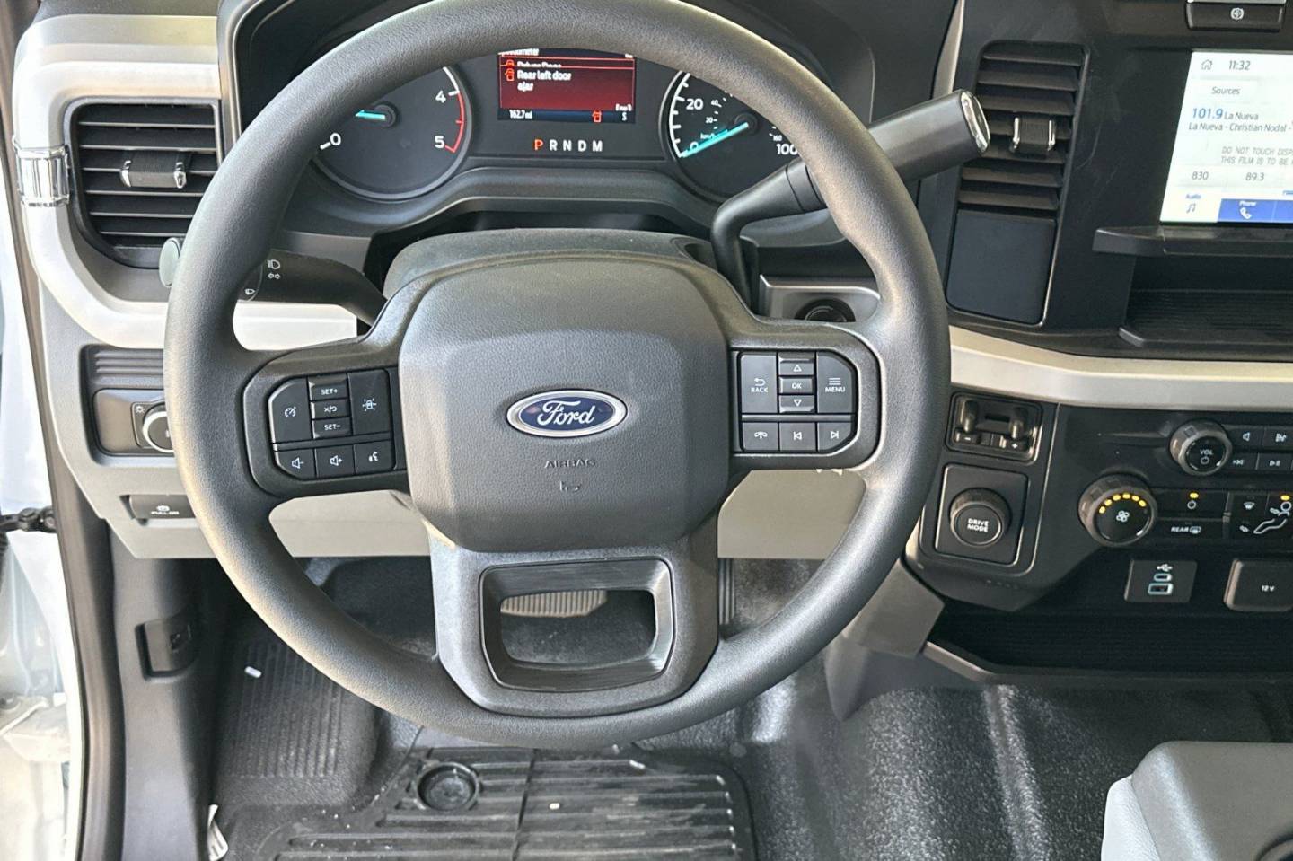 2024 Ford F-550 Super Duty Chassis Cab XL - Photo 13