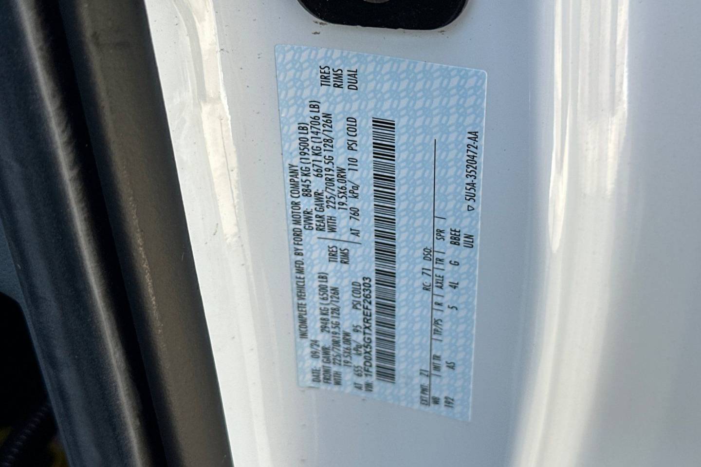 2024 Ford F-550 Super Duty Chassis Cab XL - Photo 24