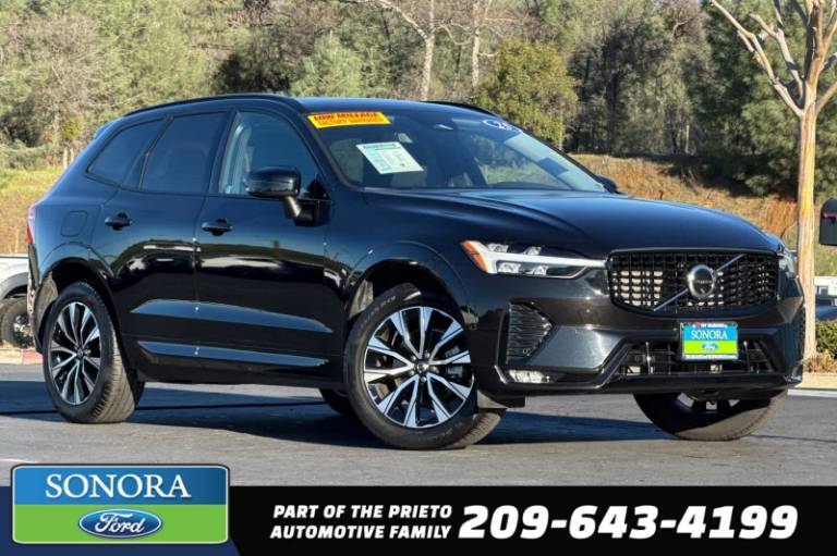 2025 Volvo XC60 Plus