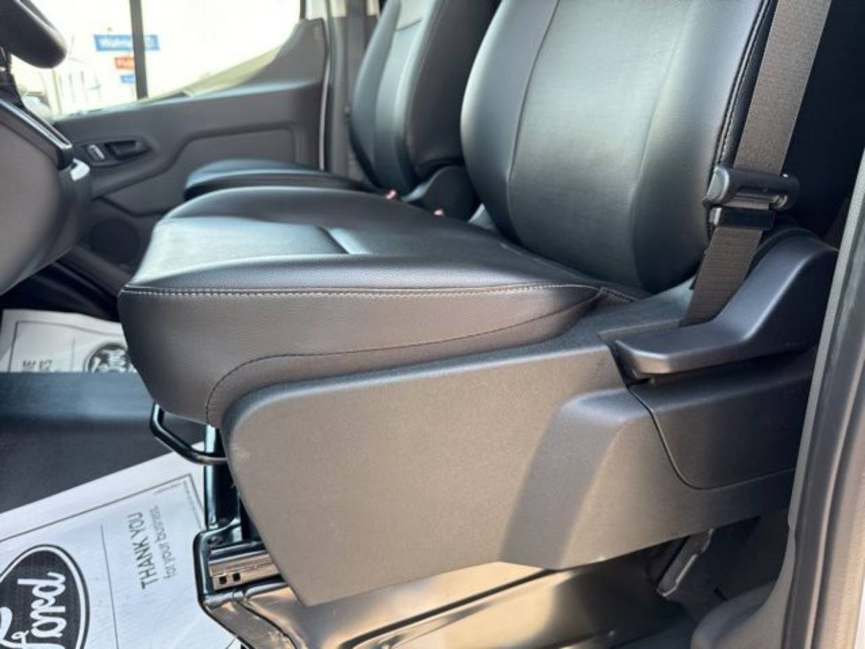 2025 Ford Transit Van Base - Photo 14