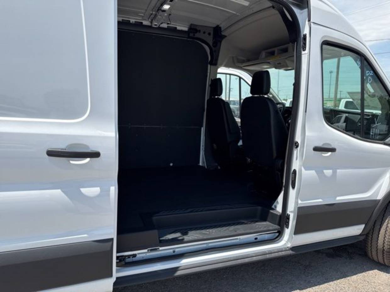 2025 Ford Transit Van Base - Photo 23