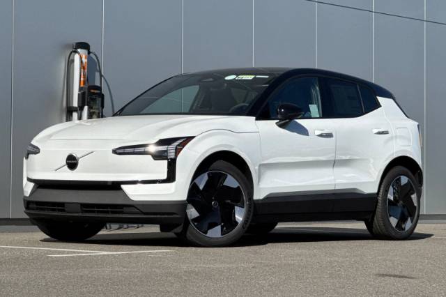 2026 Volvo EX30 Twin Motor Performance Plus