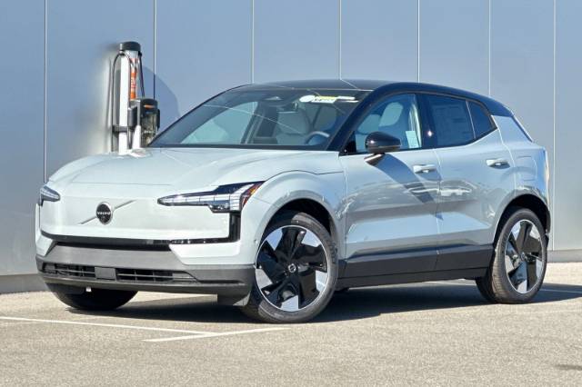 2025 Volvo EX30 Twin Motor Performance Ultra