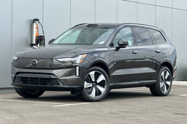 2025 Volvo EX90 Twin Motor Performance Plus