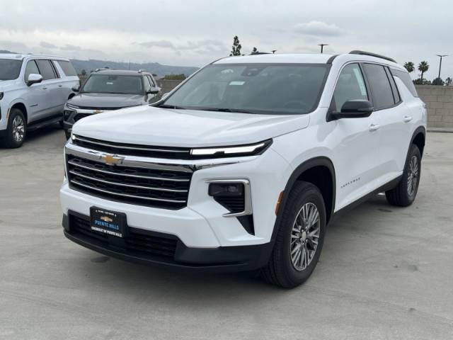 2026 Chevrolet Traverse FWD LT