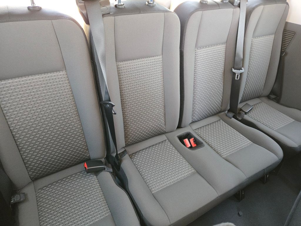 2025 Ford Transit Passenger Van XLT - Photo 17