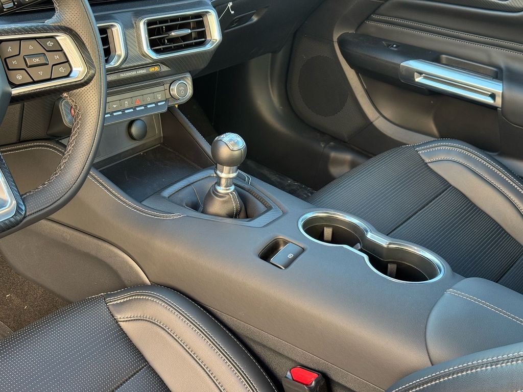 2025 Ford Mustang GT Premium Fastback - Photo 11