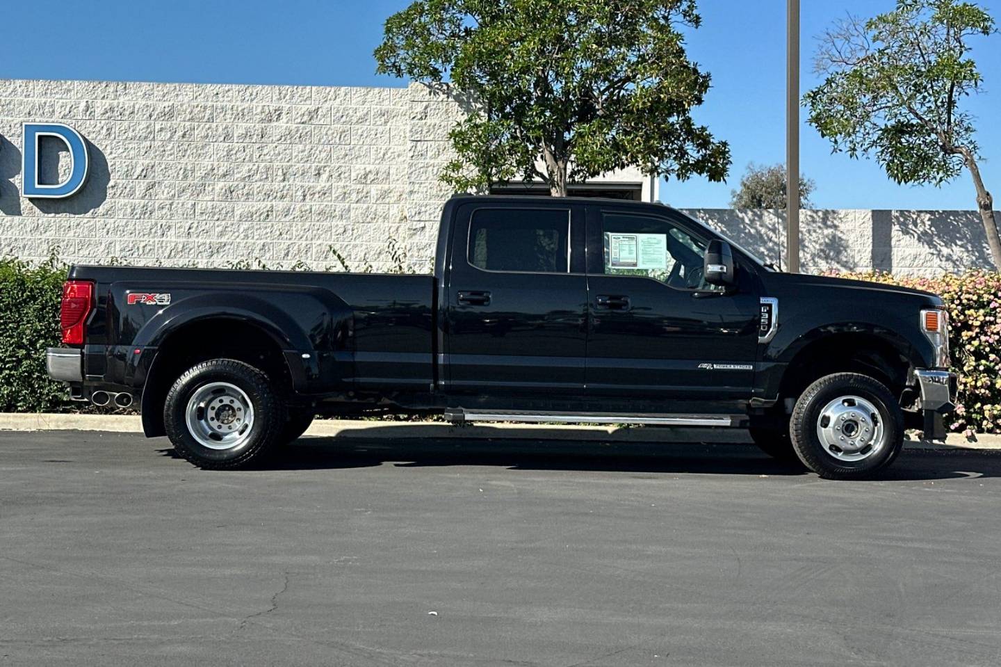2022 Ford F-350 Super Duty Lariat