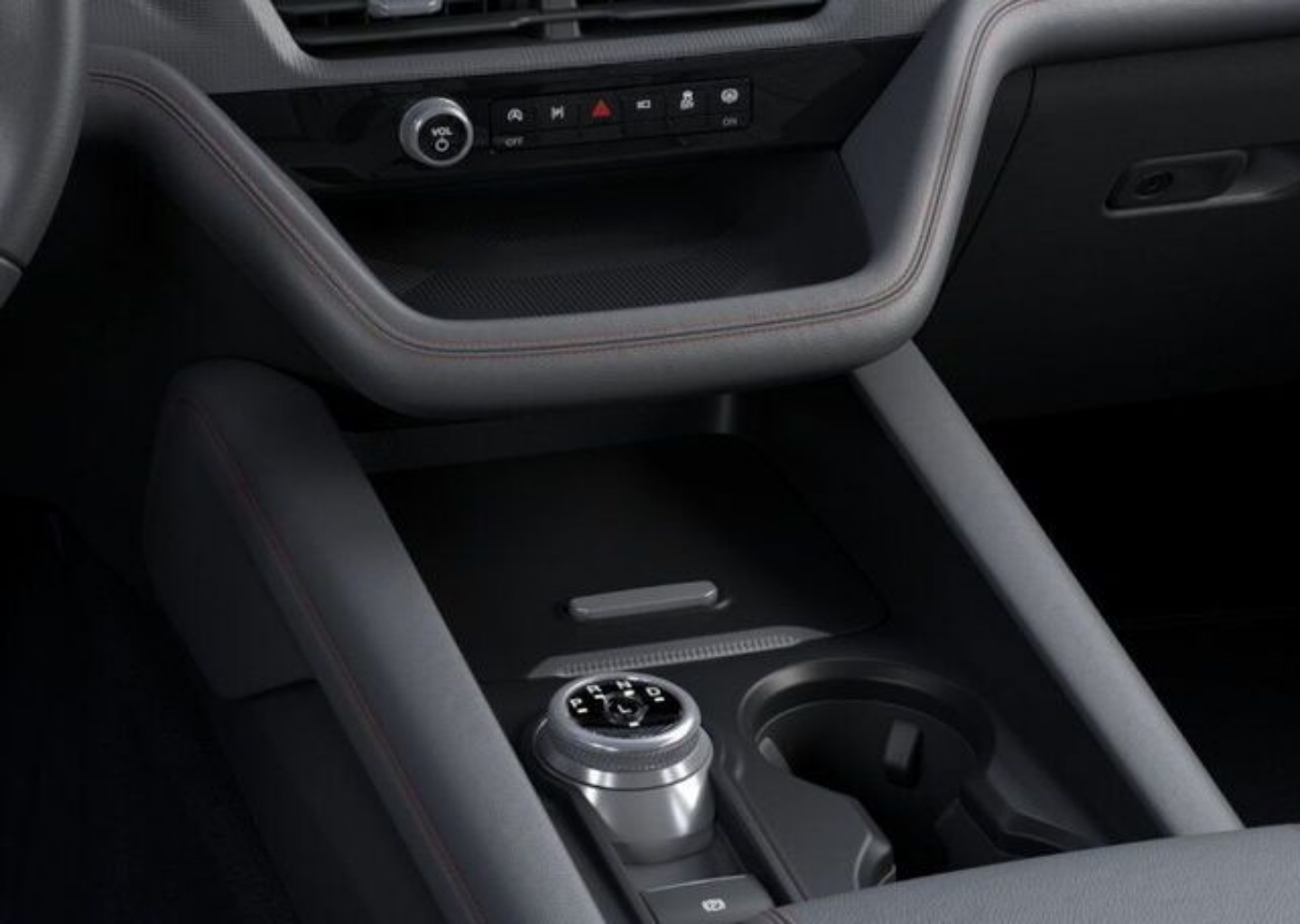 2025 Ford Explorer Active - Photo 15