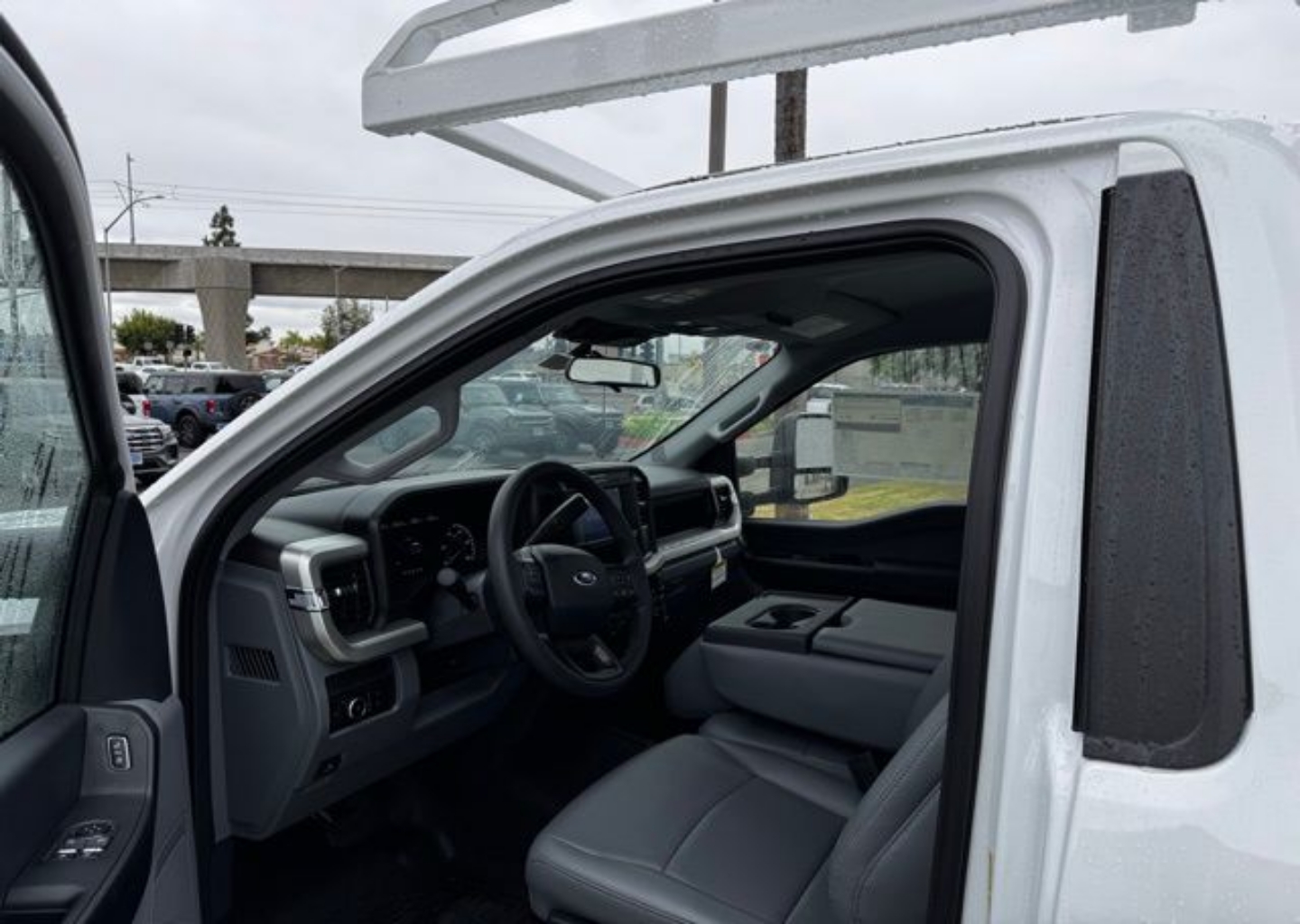 2025 Ford F-250 Super Duty XL - Photo 6