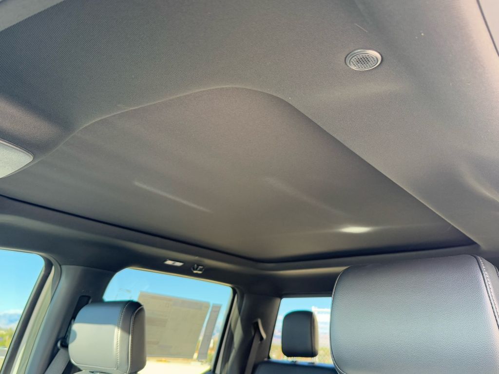 2025 Ford F-150 Lariat - Photo 9