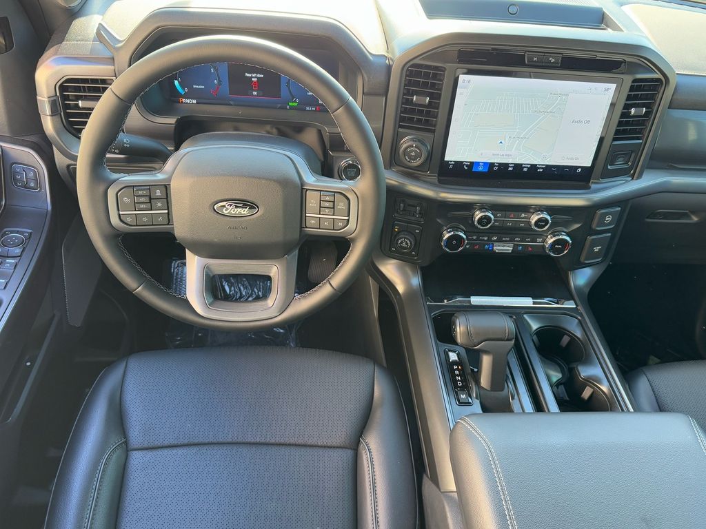 2025 Ford F-150 Lariat - Photo 11