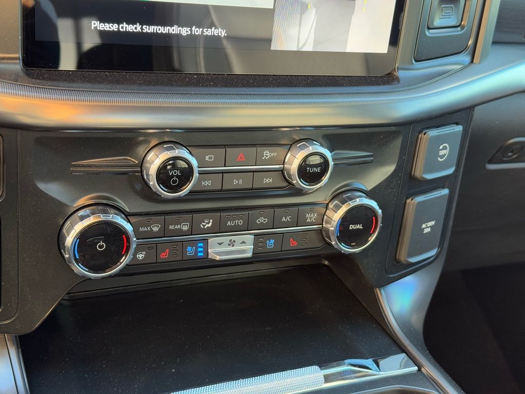 2025 Ford F-150 Lariat - Photo 15