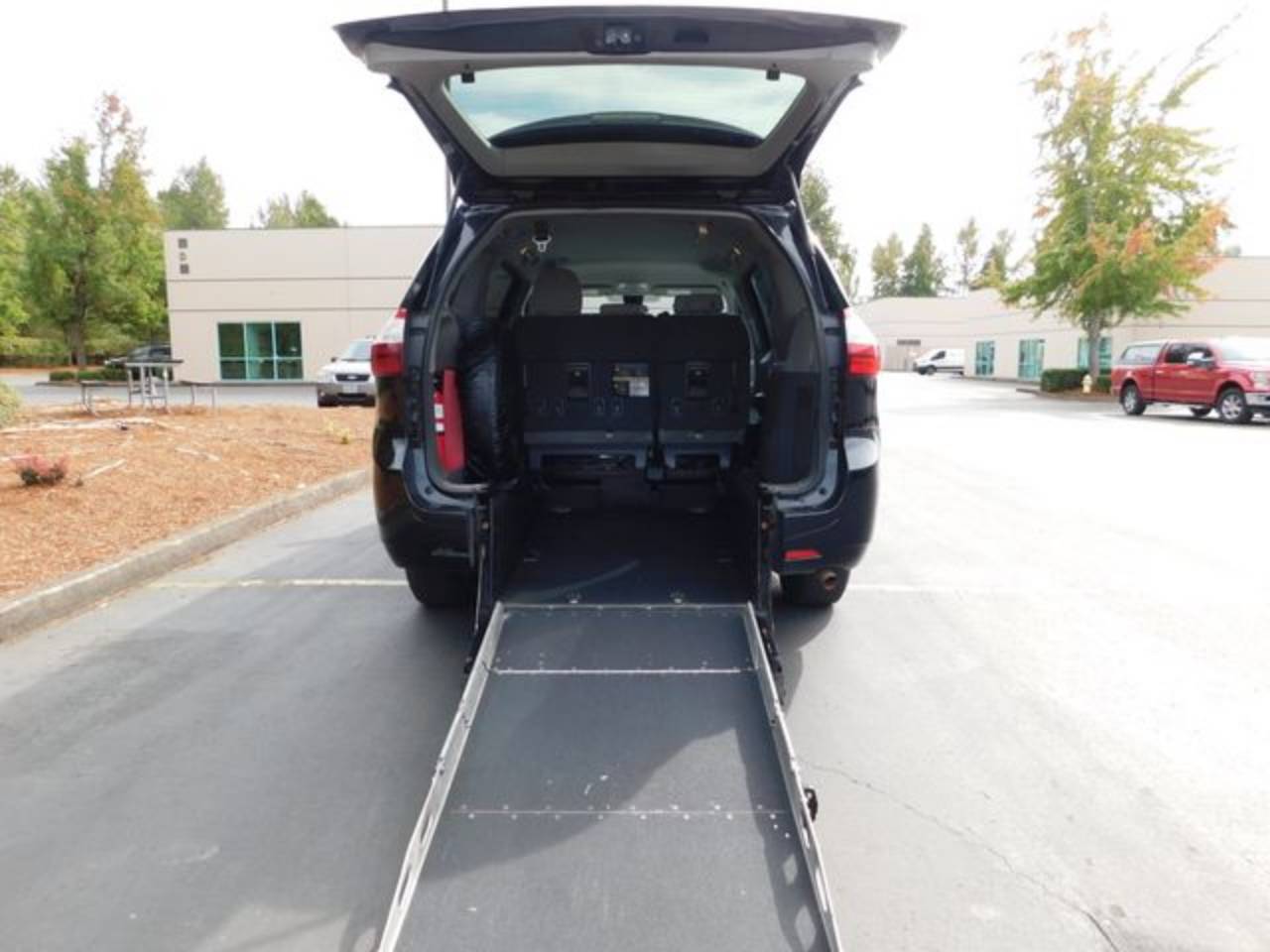 2020 Toyota Sienna L