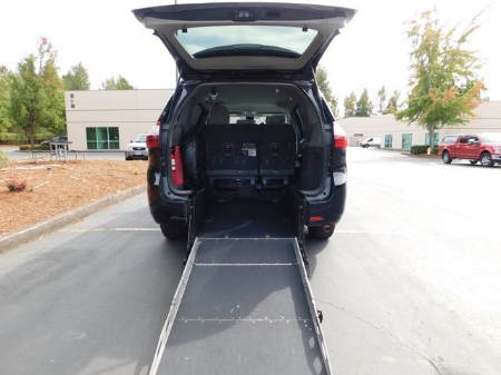 2020 Toyota Sienna L