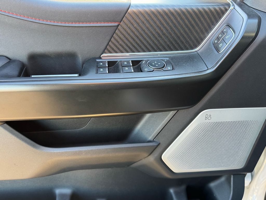 2025 Ford F-150 Raptor - Photo 9