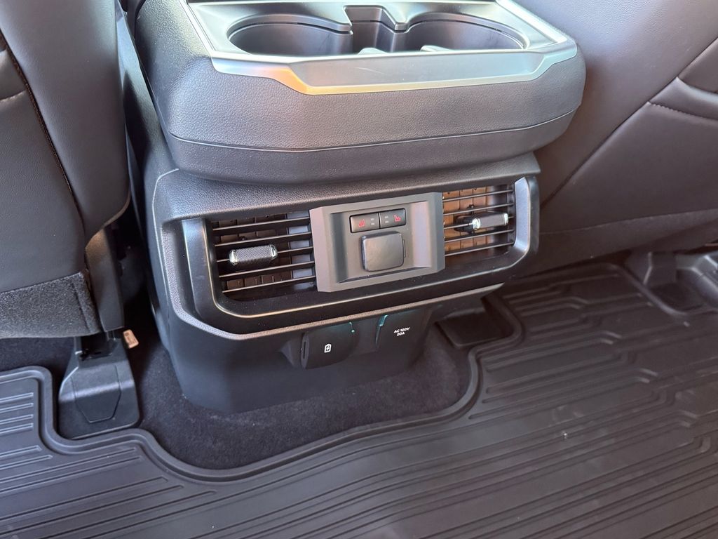 2025 Ford F-150 Raptor - Photo 13