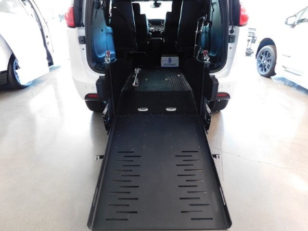 2025 Chrysler Voyager LX