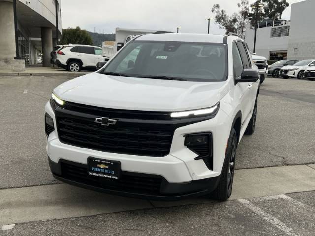 2026 Chevrolet Traverse FWD LT