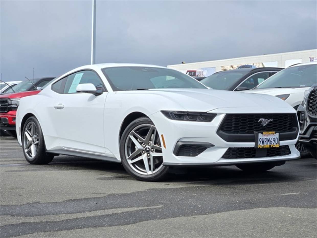 2025 Ford Mustang EcoBoost