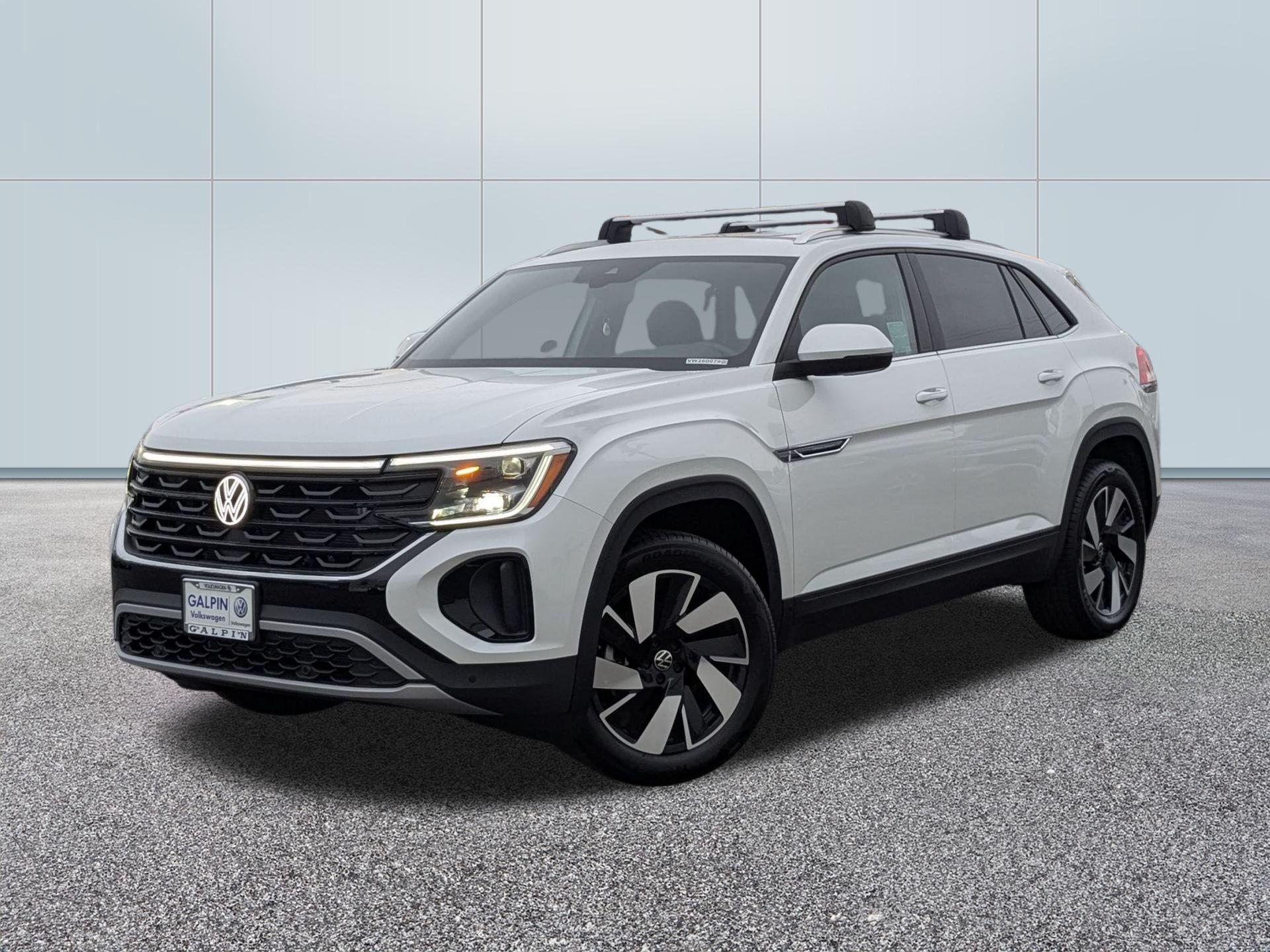 New 2026 Volkswagen Atlas Cross Sport SE w/Tech