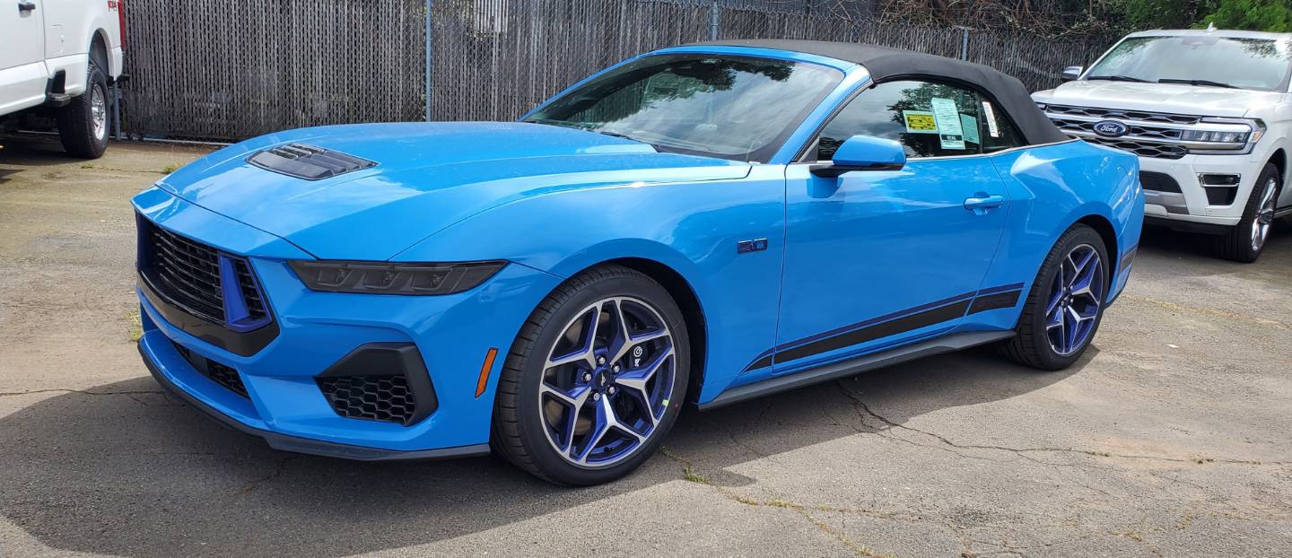 2025 Ford Mustang GT Premium Convertible - Photo 6
