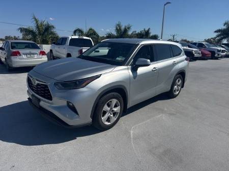 2021 Toyota Highlander LE