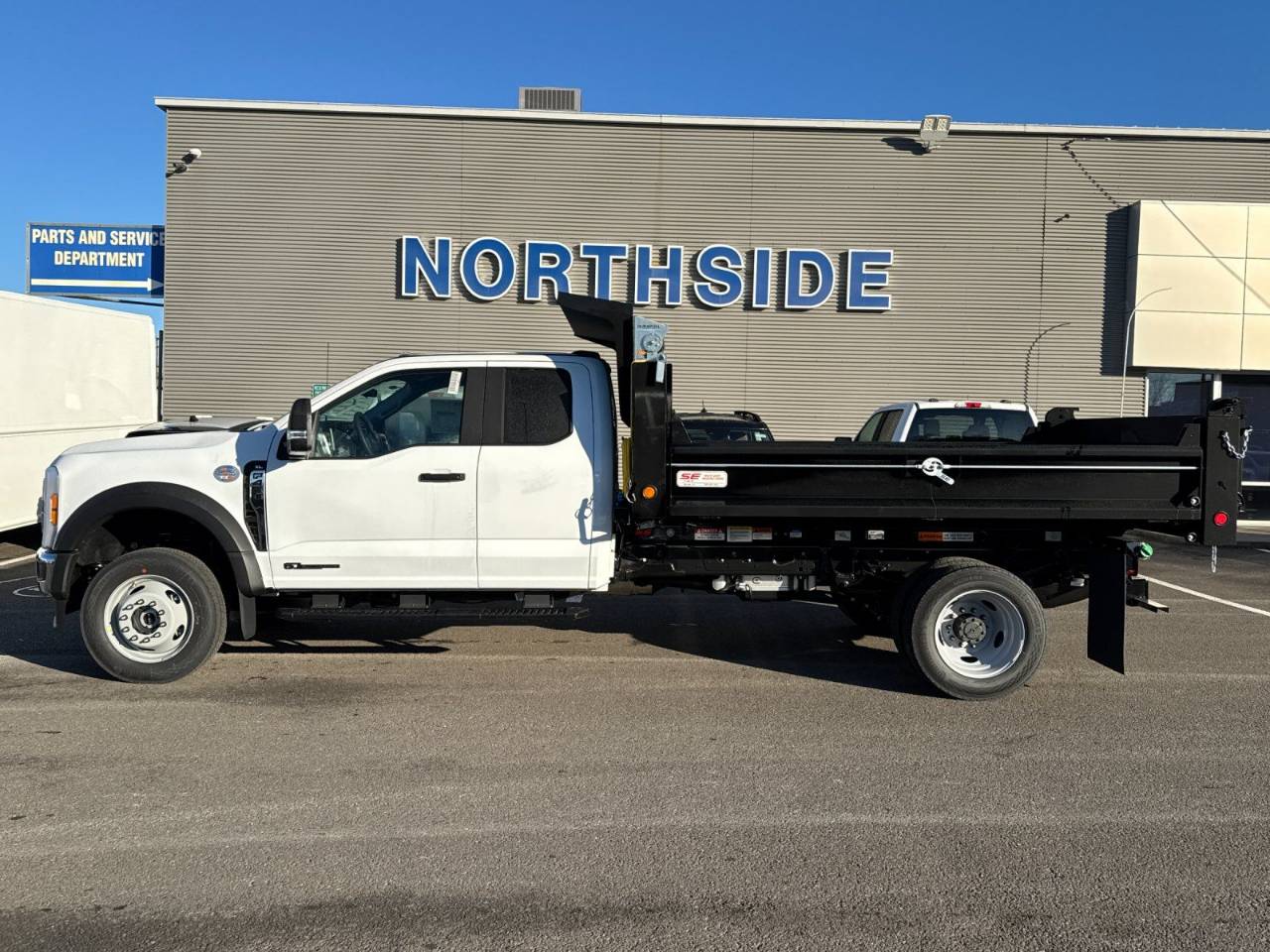 2026 Ford F-450 Super Duty Chassis Cab XL