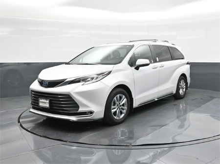 2025 Toyota Sienna Limited