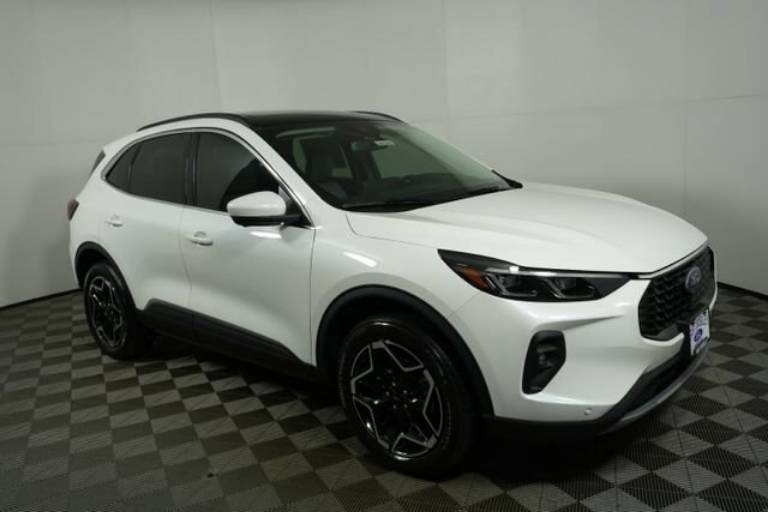 2026 Ford Escape Platinum