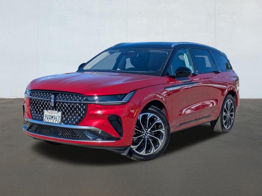 2025 Lincoln Nautilus Reserve