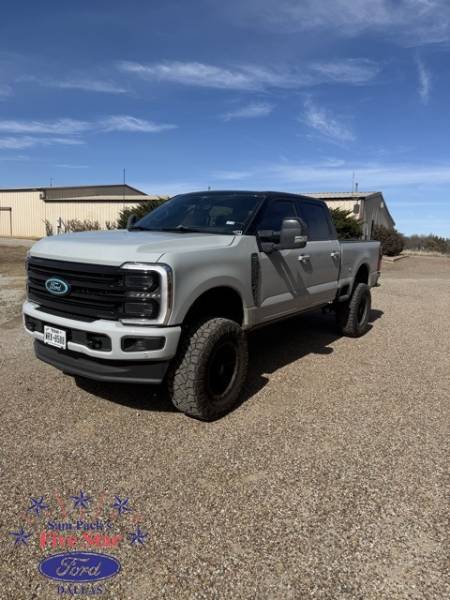 2025 Ford F-250SD Platinum