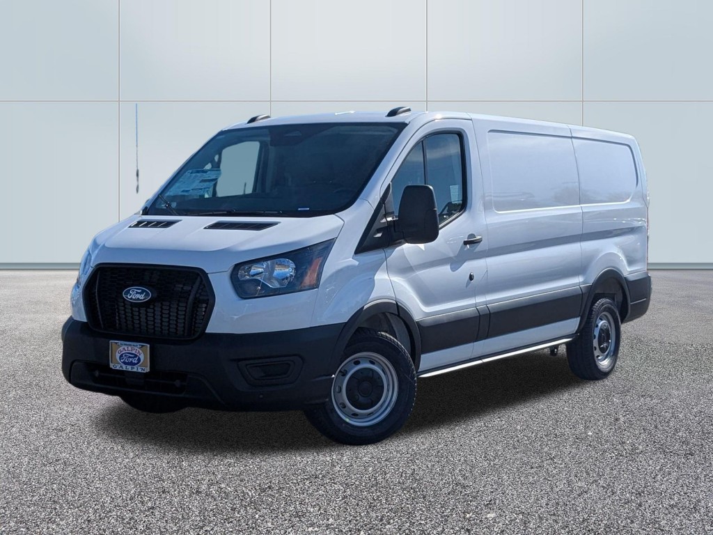 2026 Ford Transit Low Roof T150 RWD