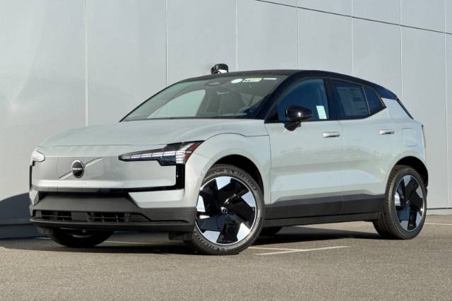 2026 Volvo EX30 Twin Motor Performance Plus