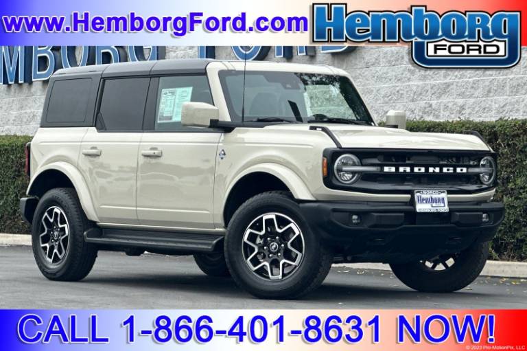2025 Ford Bronco Outer Banks