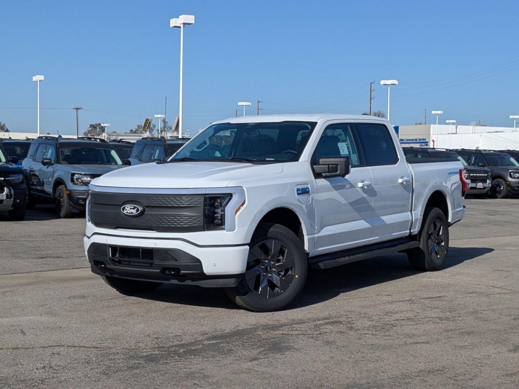 2025 Ford F-150 Lightning XLT
