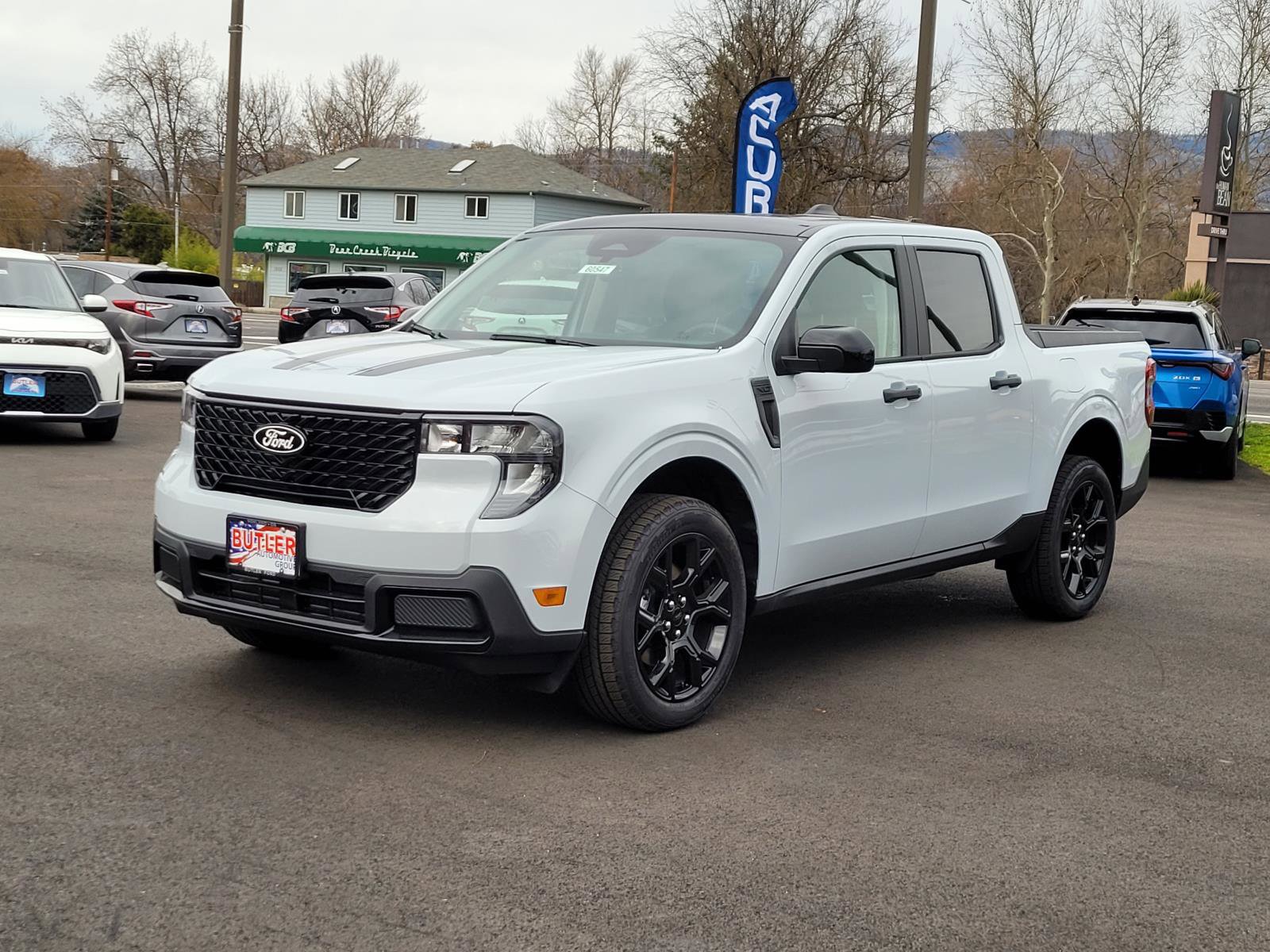 New 2025 Ford Maverick XLT