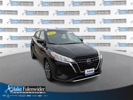 2022 Nissan Kicks SV